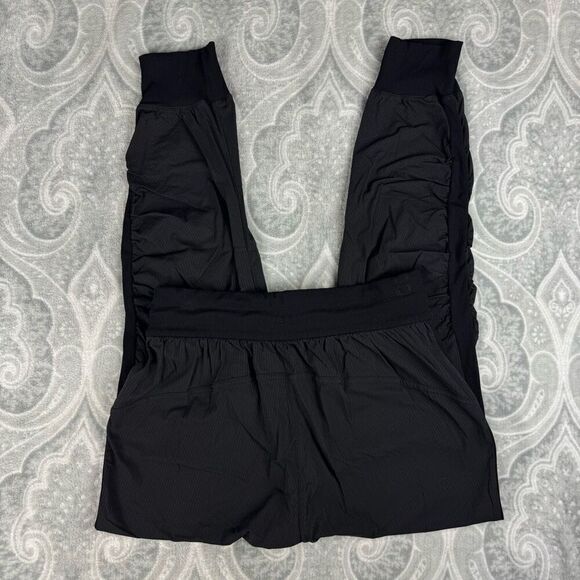 Womens Lululemon Beyond the Studio 7/8 Jogger - Picture 3 of 5